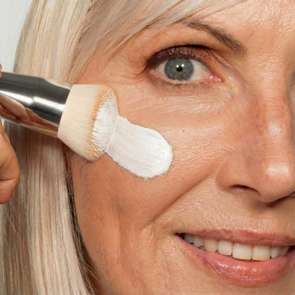 Glides Over Texture & Fine Lines